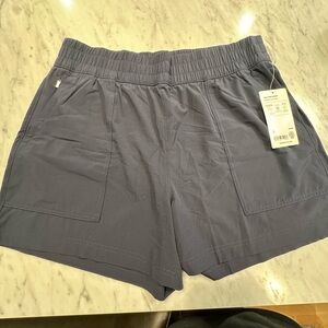 Athleta Women's Wayfind Navy Shorts - Size L